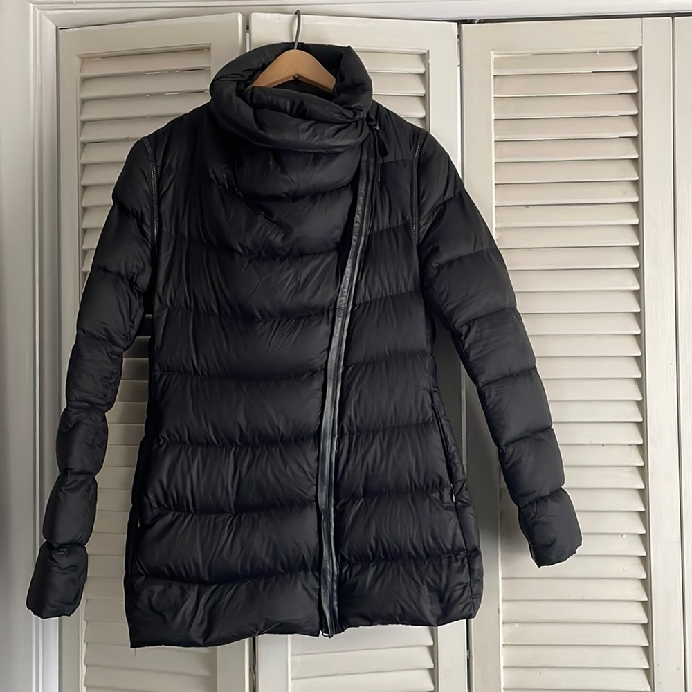 Mackage black puff down jacket zip off sleeves for vest size small